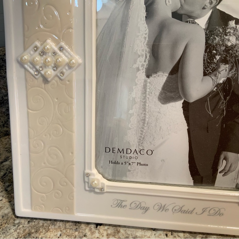 Demdaco Studio Our Wedding Day 5x7 Photo Frame White Ceramic Crystals NIB - Picture 7 of 10